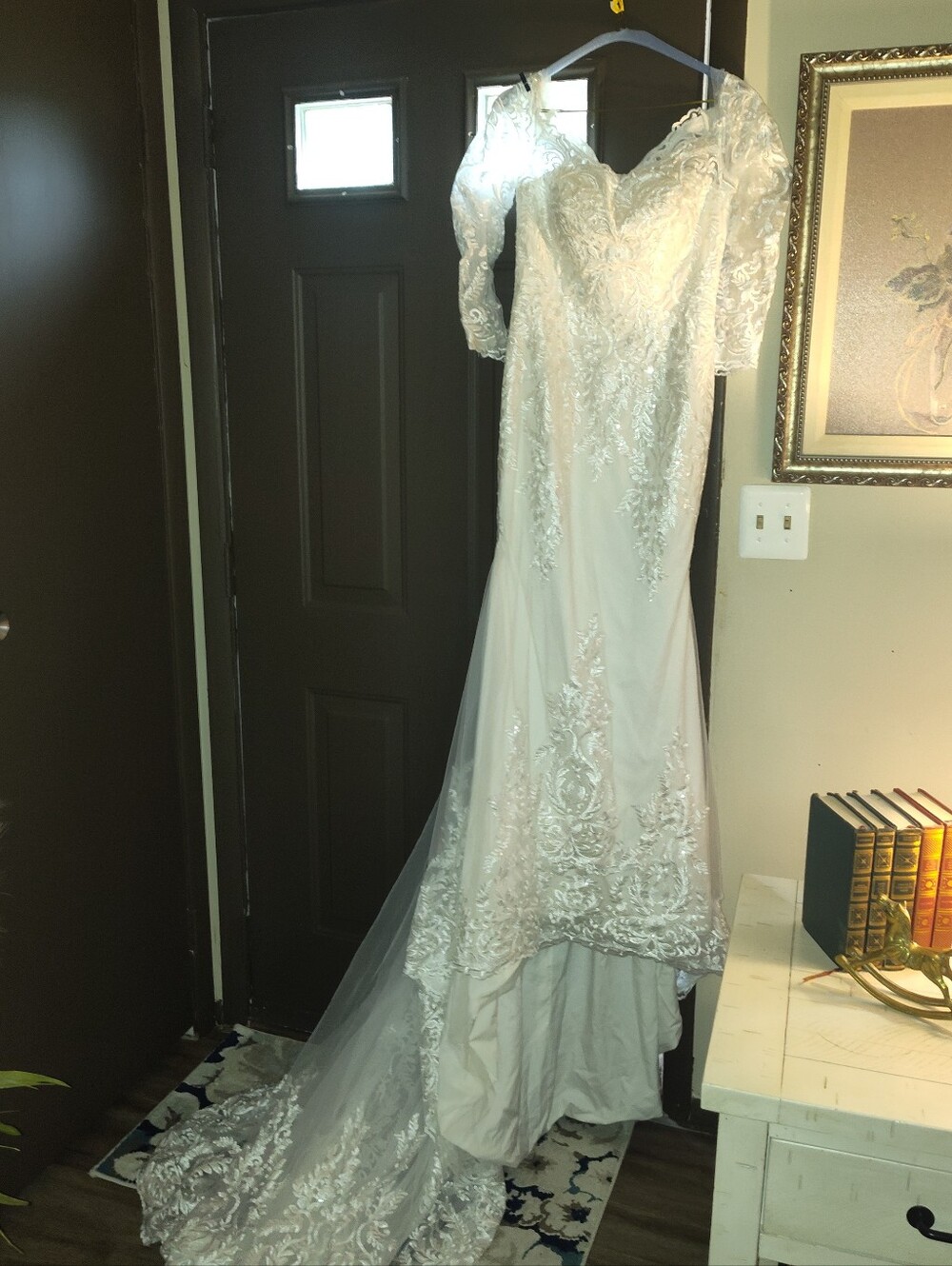 Lace Appliqué Long Sleeve Bridal Gown in Ivory